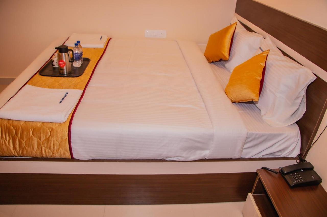 Hotel Mountview Comforts Tirupati Exterior foto