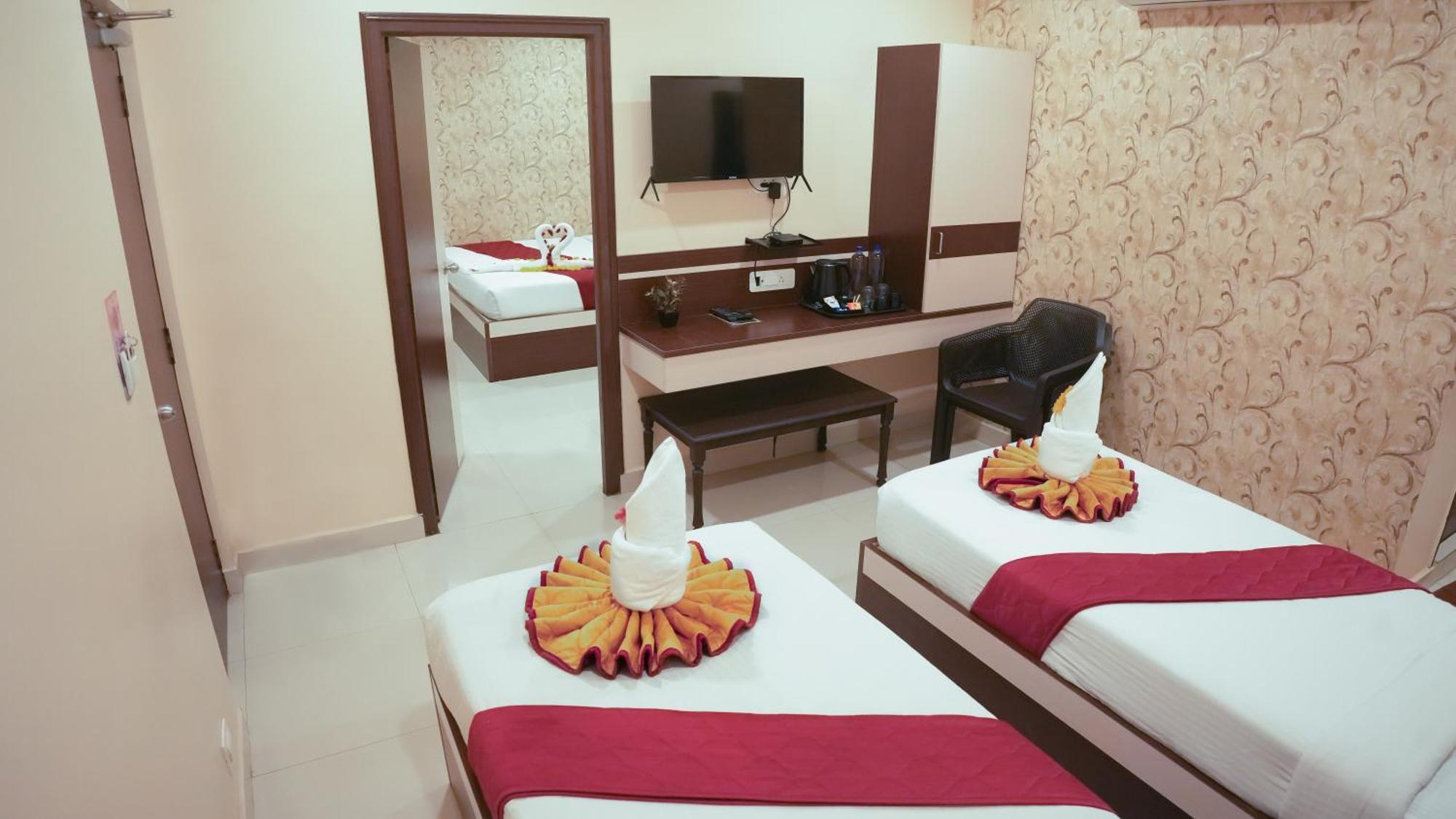 Hotel Mountview Comforts Tirupati Exterior foto