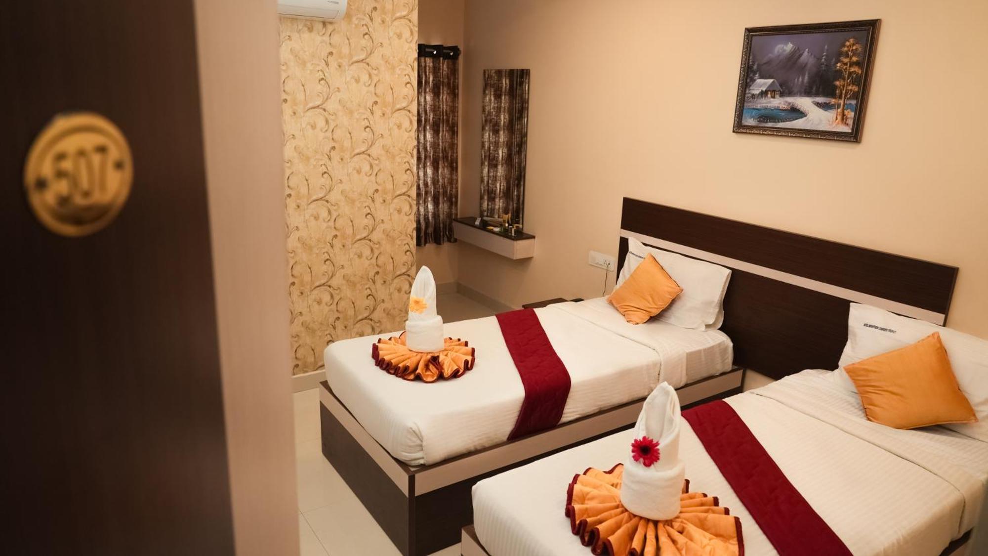 Hotel Mountview Comforts Tirupati Exterior foto