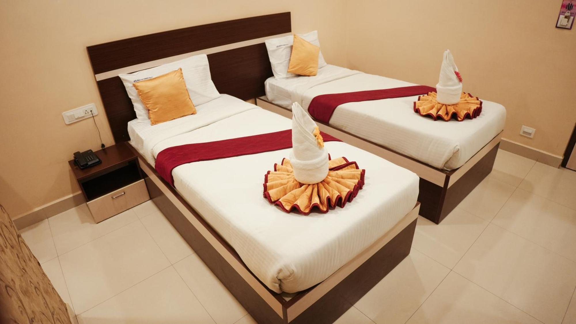 Hotel Mountview Comforts Tirupati Exterior foto