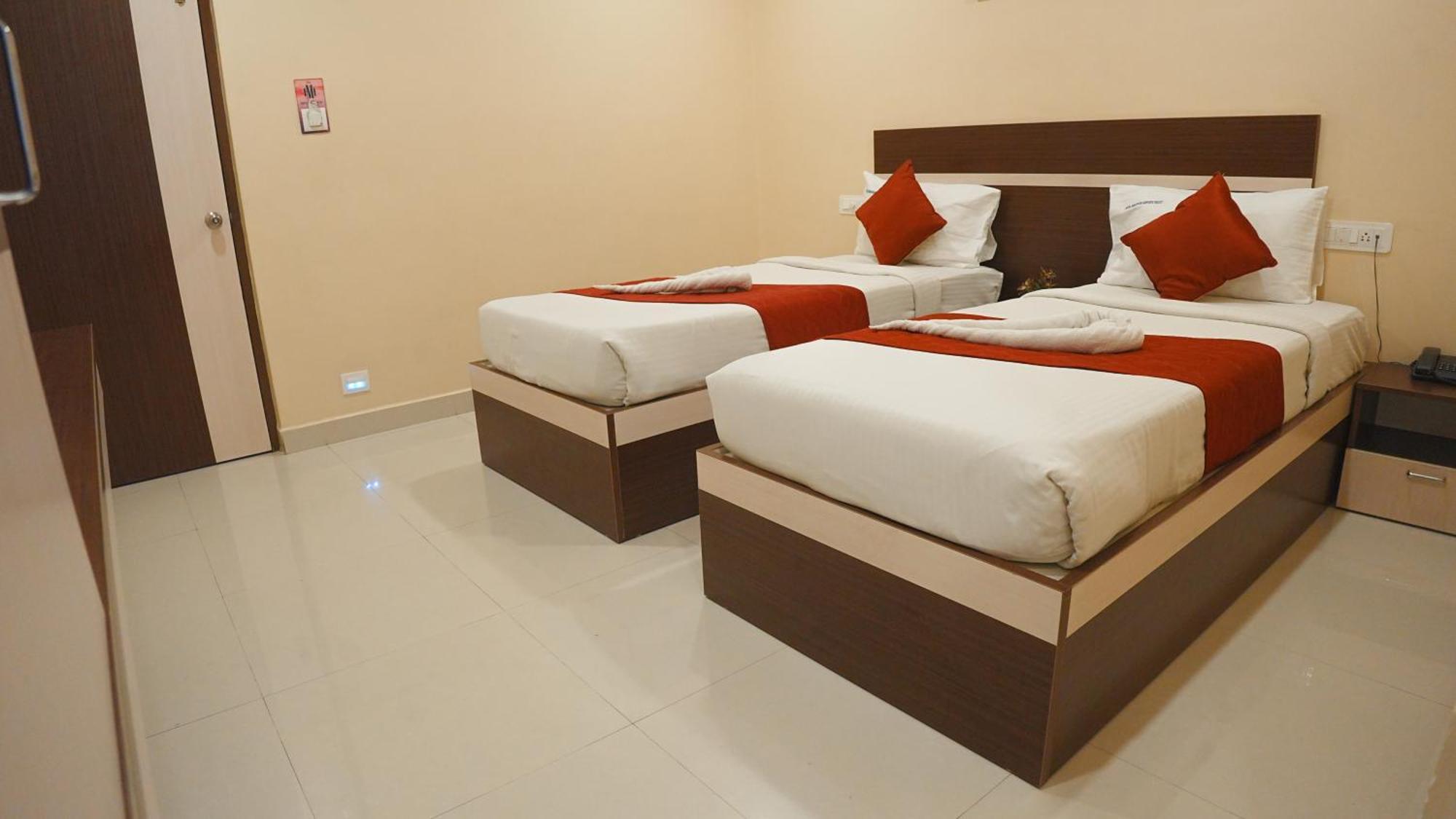 Hotel Mountview Comforts Tirupati Exterior foto