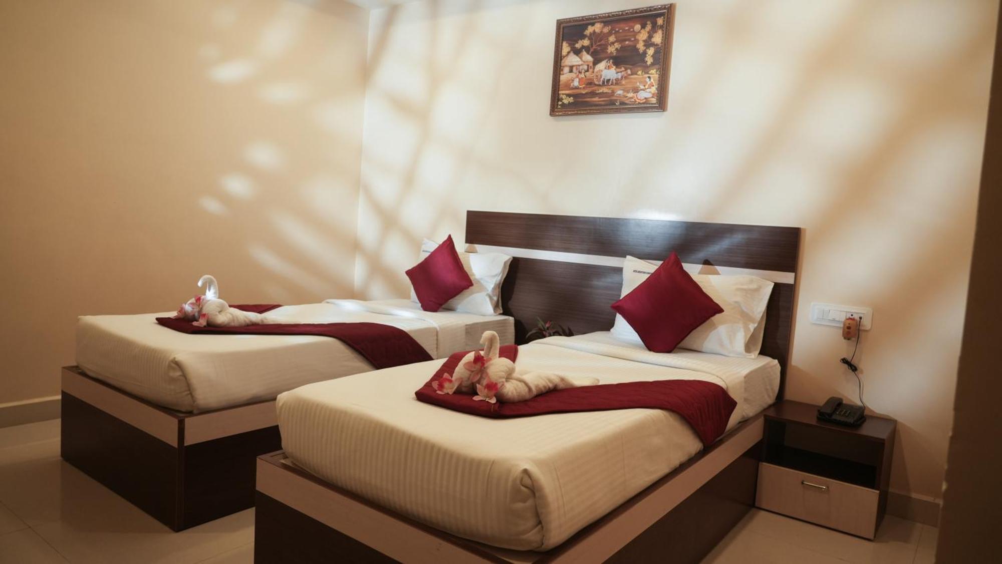 Hotel Mountview Comforts Tirupati Exterior foto